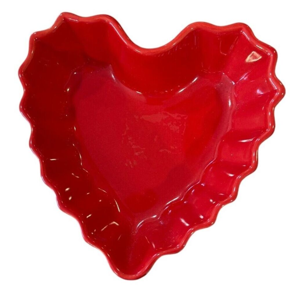 Chantal Red Heart Shaped Small Ceramic Dish 1 1/4 Cups/.3 Liter‎ 93-HQP13